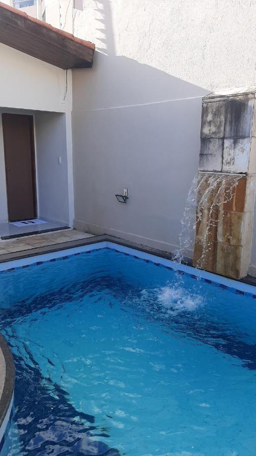 Casa Em Natal Cond. Fechado Com Piscina-03 Suites Exterior photo